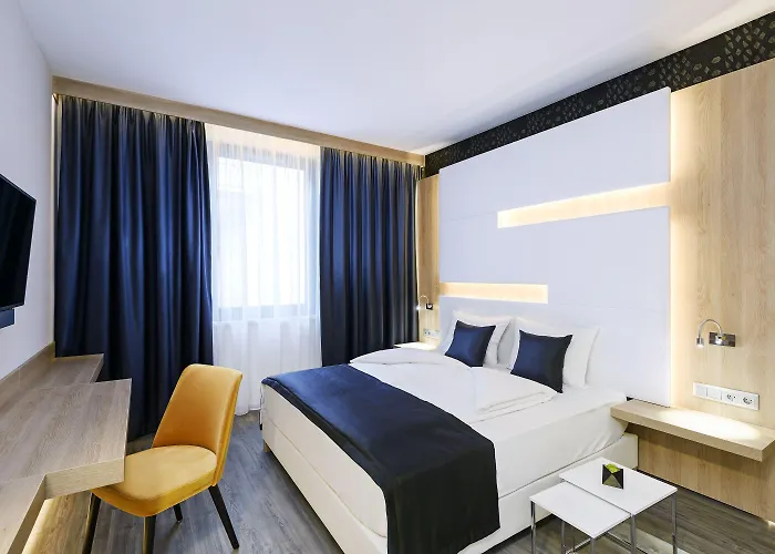 מלון Kvihotel - The Smart 4*