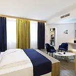 Kvi - The Smart Hotel 4*