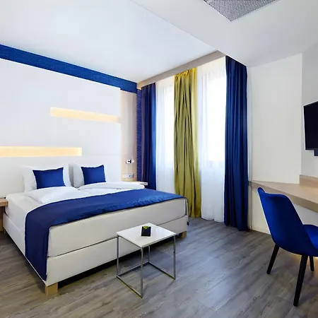 Kvi - The Smart 4*
