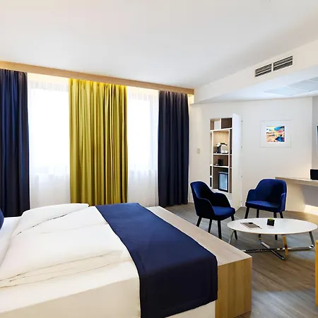 Kvi - The Smart 4* Budapest