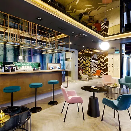 Kvi - The Smart 4* Budapest